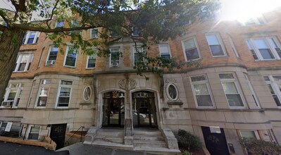 17 Fairbanks St in Brookline, MA - Foto de edificio - Building Photo