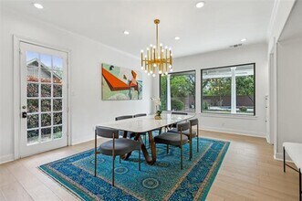 6824 Churchill Way in Dallas, TX - Building Photo - Building Photo