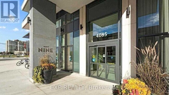 4085-4085 Parkside Village Dr in Mississauga, ON - Building Photo - Building Photo