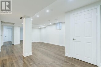 54 Greybeaver Trail in Toronto, ON - Building Photo - Building Photo