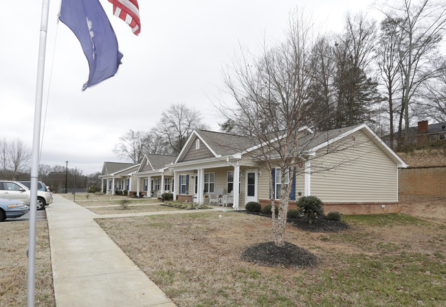 Jays Place Apartments in Easley, SC - Building Photo - Building Photo