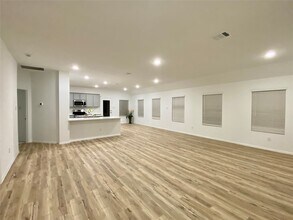 3724 Moss Hl Rd in Rosenberg, TX - Building Photo - Building Photo