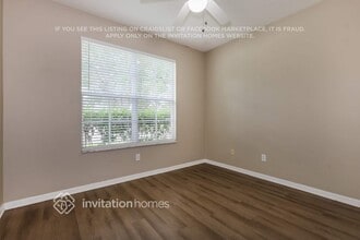 6402 Bridgecrest Dr in Lithia, FL - Building Photo - Building Photo