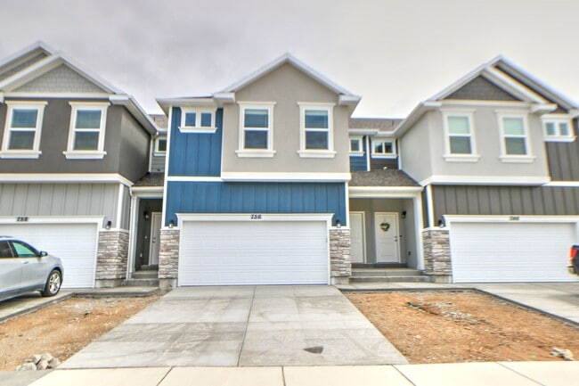 property at 756 N Old Fort Dr