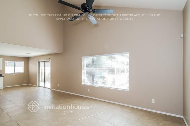 10215 W Veliana Way, Unit 1323 in Tolleson, AZ - Building Photo - Building Photo