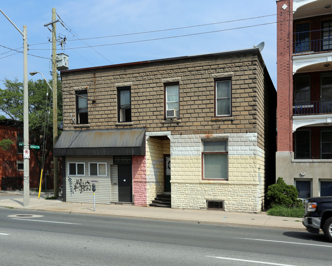 769 King St E in Hamilton, ON - Building Photo - Primary Photo