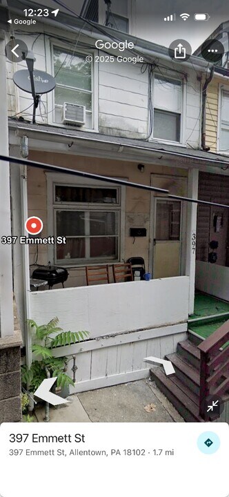 397 Emmett St in Allentown, PA - Building Photo