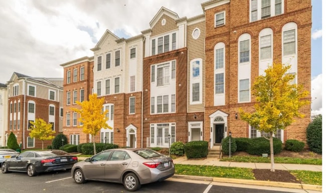 2267 Oberlin Dr in Woodbridge, VA - Building Photo - Building Photo