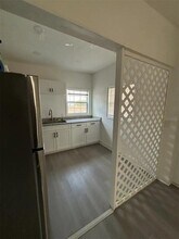 1045 E Lake Parker Dr in Lakeland, FL - Building Photo - Building Photo