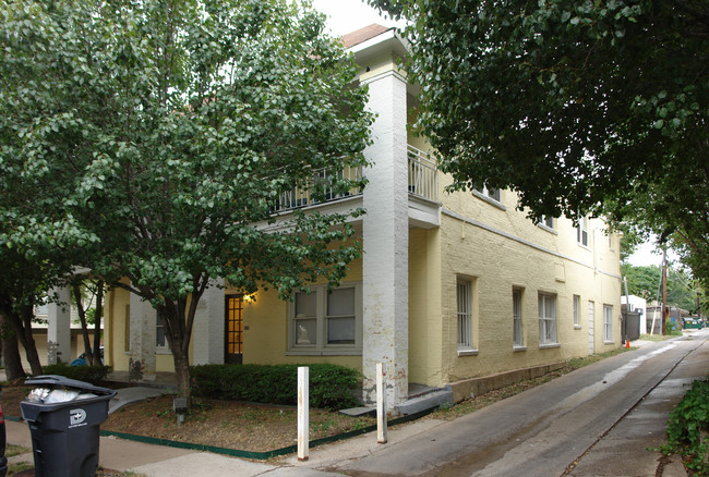 3116 Elizabeth St in Dallas, TX - Building Photo - Building Photo