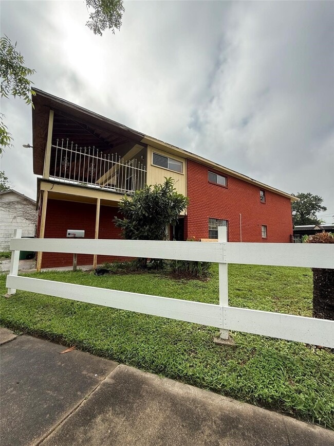 property at 7126 Vandeman St