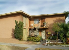 1486 E Desert Inn Rd Apartments