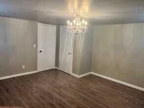 510 E King St, Unit 510 B in East Helena, MT - Foto de edificio - Building Photo