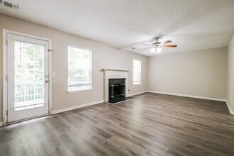 4410 Reserve Hill Crossing in Douglasville, GA - Building Photo - Building Photo