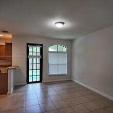 10269 NW 32nd Terrace in Doral, FL - Building Photo - Building Photo