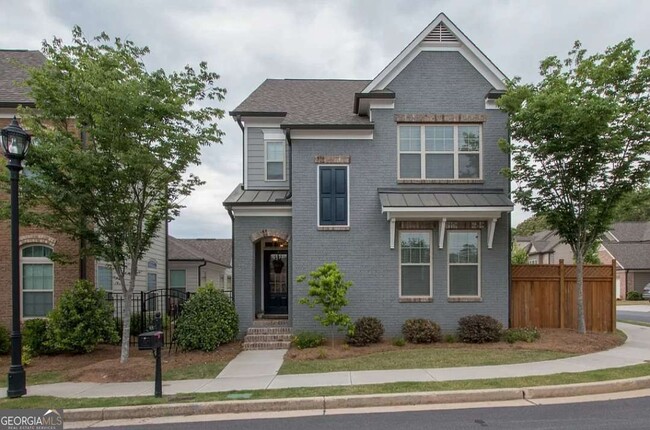 property at 436 Ravenbrook Ln