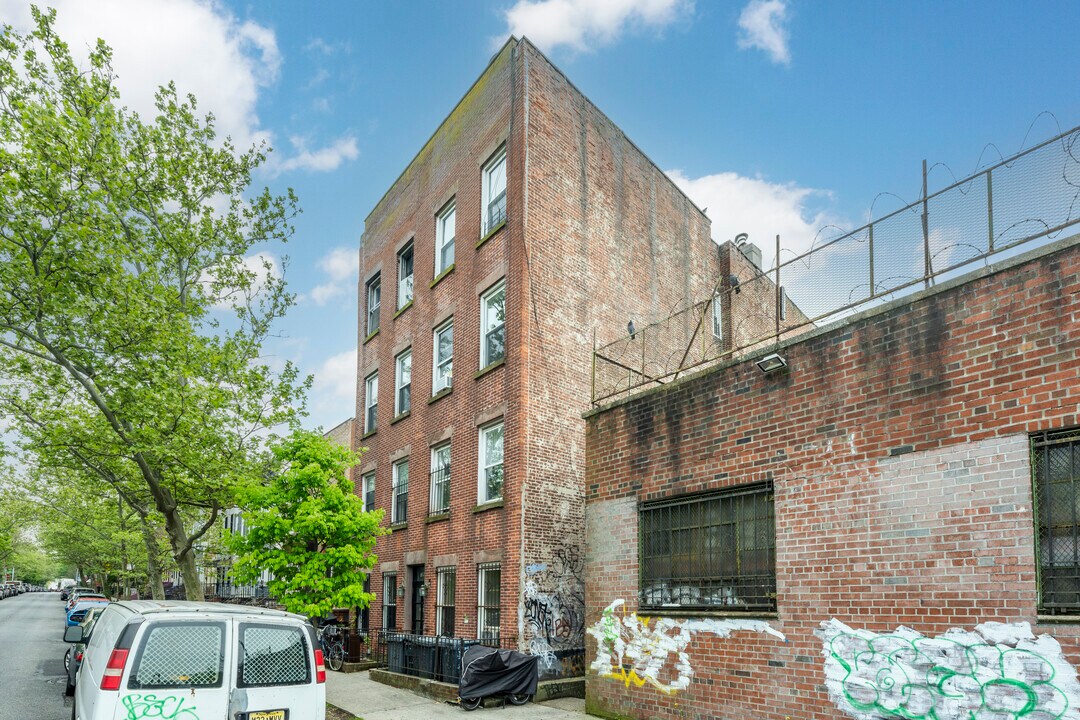 388 19Th Street in Brooklyn, NY - Building Photo