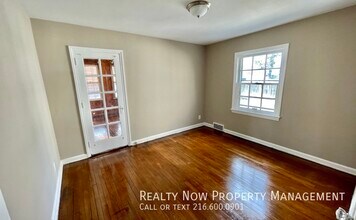 3638 Lindholm Rd in Shaker Heights, OH - Building Photo - Building Photo