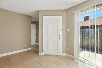 705 Cory St in Grapevine, TX - Building Photo - Building Photo