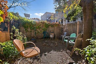 352 Lexington Ave, Unit 1 in Brooklyn, NY - Building Photo