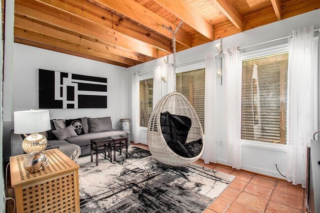 737 E 18th St in Houston, TX - Building Photo - Building Photo