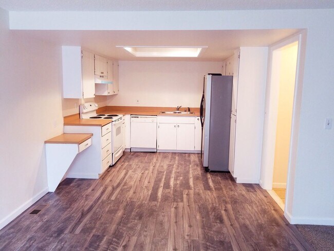 11013 144th St Ct E, Unit O24-5-A in Puyallup, WA - Foto de edificio - Building Photo