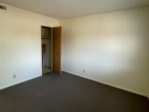 9500 W Smith St in Yorktown, IN - Building Photo - Building Photo