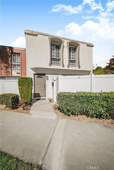 8249 Haseltine Green in Buena Park, CA - Building Photo - Building Photo