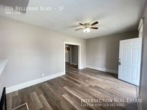 204 Bellerive Blvd in St. Louis, MO - Building Photo - Building Photo