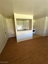 640 Lakeside Dr in Cambridge, OH - Building Photo - Building Photo