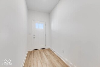 5759 County Road W 750 N, Unit 5759 in McCordsville, IN - Foto de edificio - Building Photo
