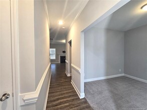 604 Amusement Dr in Hope Mills, NC - Building Photo - Building Photo