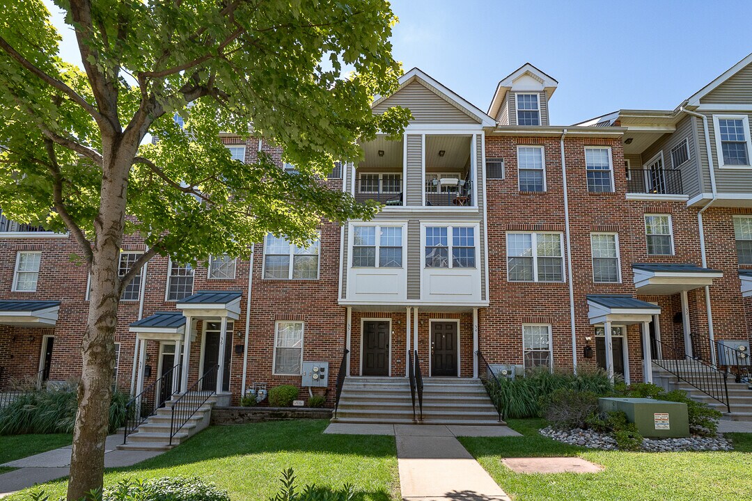 35 Brewerytown Ct in Philadelphia, PA - Foto de edificio