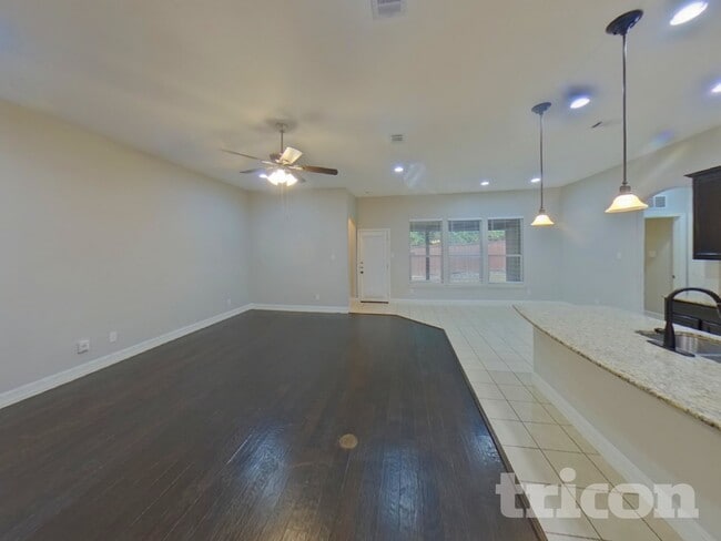 612 Peterhouse Dr in McKinney, TX - Building Photo - Building Photo