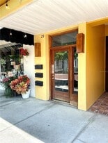 29 E Magnolia Ave, Unit 3 in Eustis, FL - Building Photo