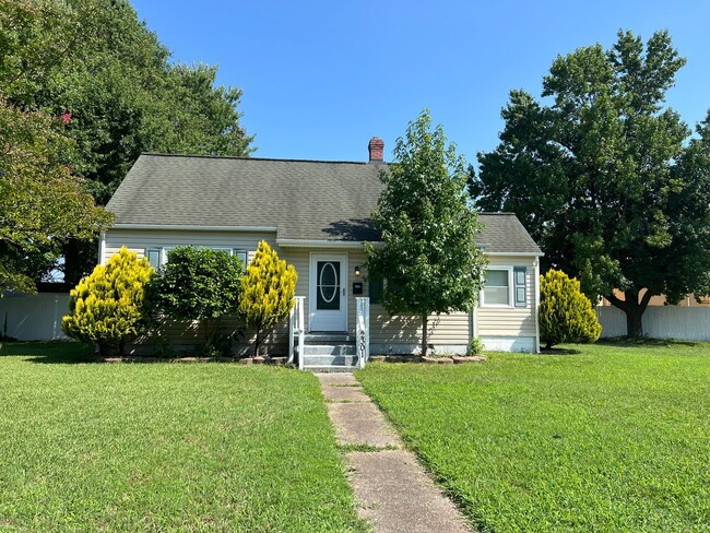 property at 2301 Dominion Ave