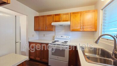 98-1461-1461 Kamahao St in Pearl City, HI - Foto de edificio - Building Photo