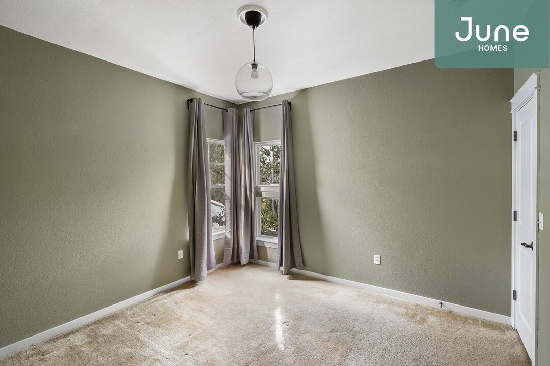 1917 McCloskey St-Unit -D in Austin, TX - Building Photo