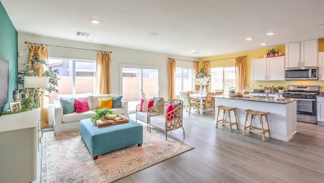 property at 522 Red Lovebird Ave