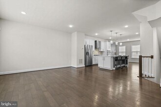 17357 Redshank Rd in Dumfries, VA - Building Photo - Building Photo