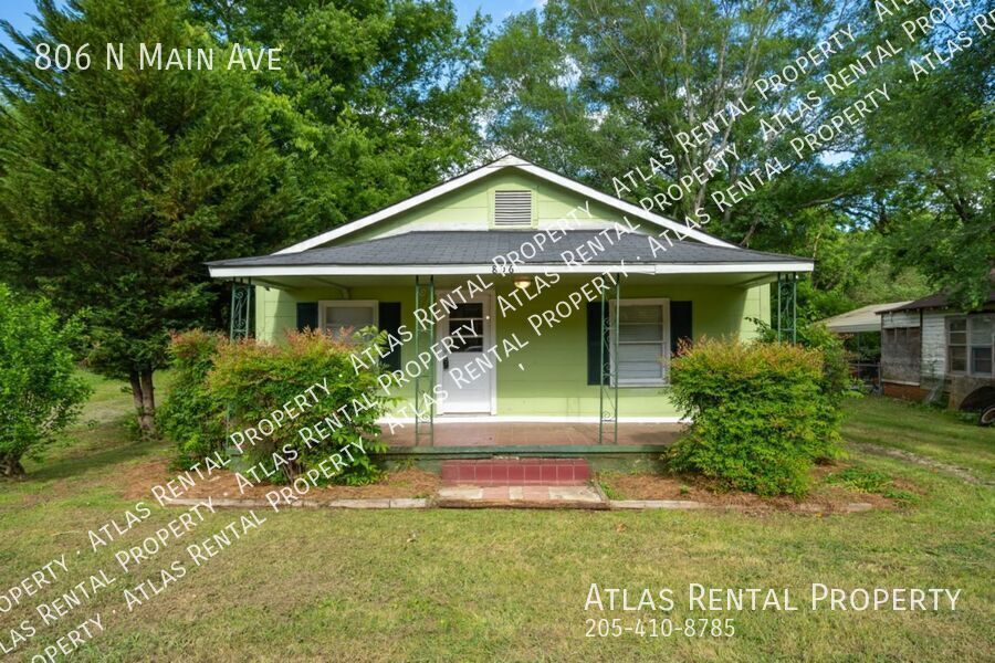 806 N Main Ave in Sylacauga, AL - Building Photo