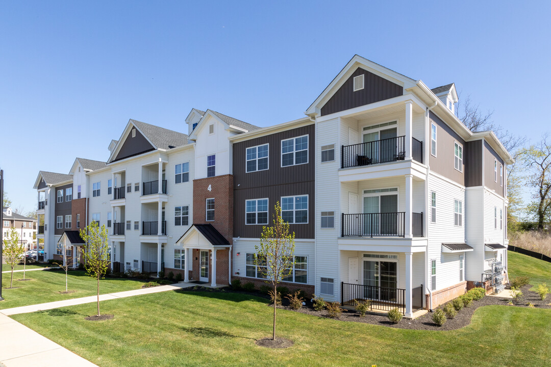 Rising Sun Meadows in Bordentown, NJ - Building Photo