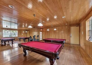 2880 N Oakland Forest Dr, Unit 311 in Oakland Park, FL - Building Photo - Building Photo