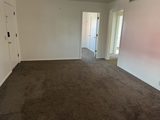 property at 2-3062 N Main St