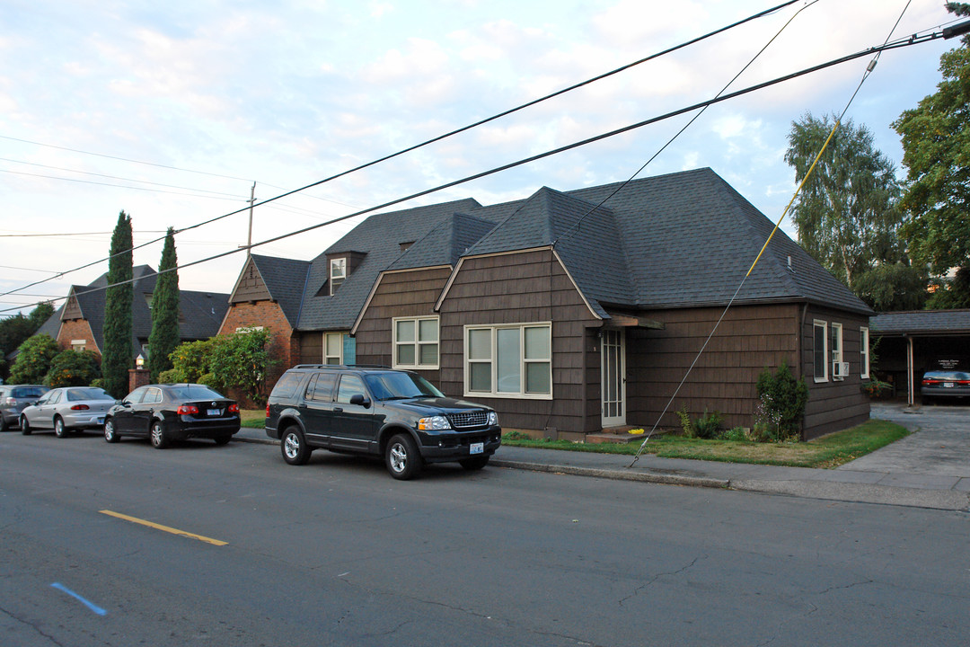 1511 NE 45th Ave in Portland, OR - Building Photo