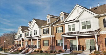 260 W Main St in Goshen, NY - Building Photo