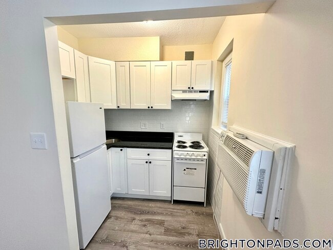 2018 Commonwealth Ave, Unit 3