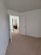 10123 Lemon Thyme St in Las Vegas, NV - Building Photo - Building Photo