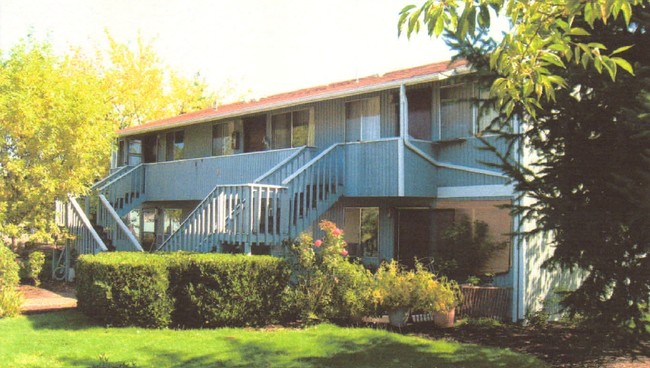 Cambridge Apartments in Philomath, OR - Building Photo - Building Photo