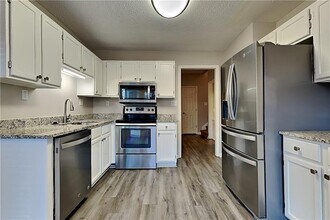 3887 Spring Meadow Dr in Acworth, GA - Building Photo - Building Photo